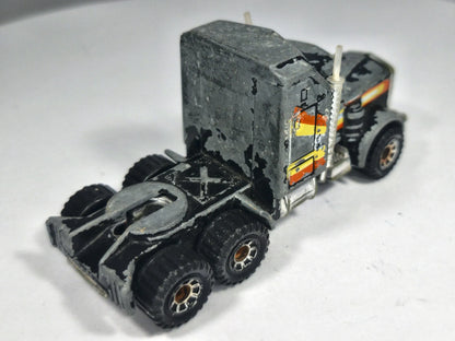 KENWORTH AERODYNE, Matchbox 1981, Made in Macao, Die cast, Czarny, 1:100 – zdjęcie 3