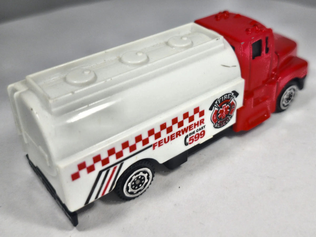 CYSTERNA STRAŻACKA, FUERWEHR DIE CAST 599, Czerwony, 1:87, Resoraki – zdjęcie 3