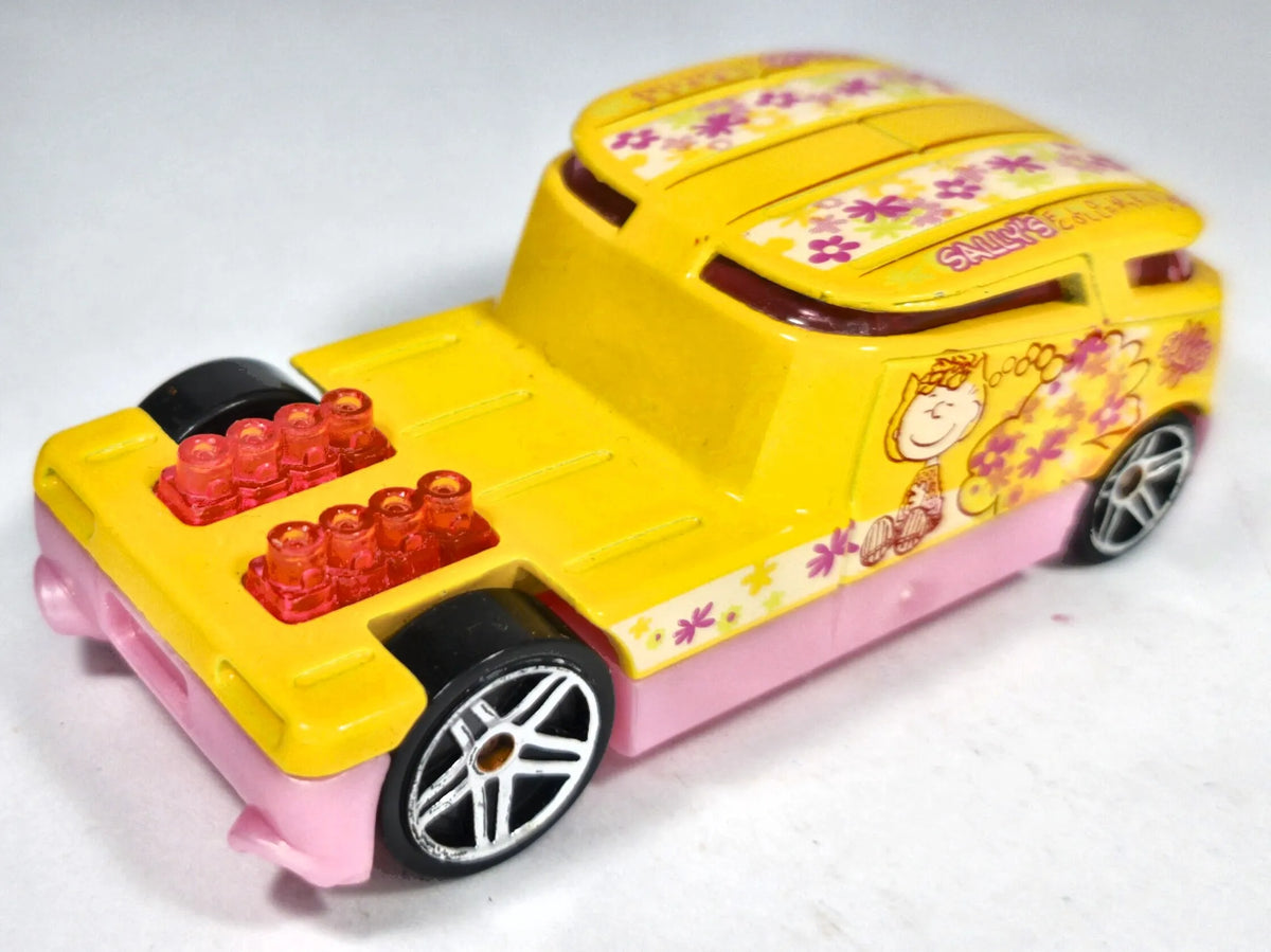 Qombee Peanuts Hot Wheels 2005 Żółty 1:64 – zdjęcie 3