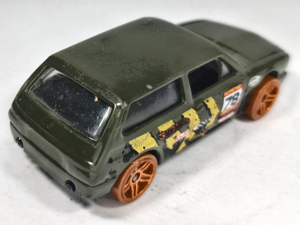 Volkswagen Brasilia Hot Wheels 2010 New Models 1:64 78 Luzak Zielony – zdjęcie 3