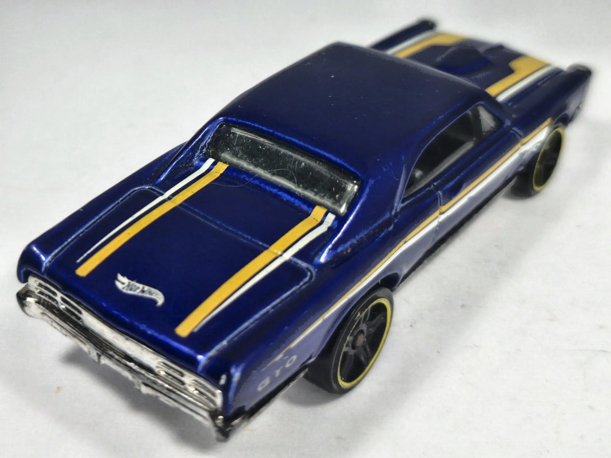 Pontiac Gto 1967 Mainline Hot Wheels Granatowy 1:64 – zdjęcie 3