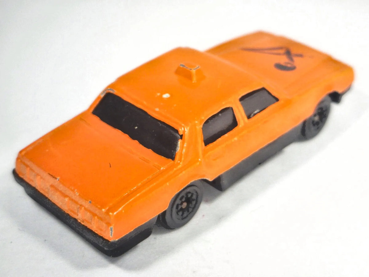 CLASSIC SEDAN jak Chevrolet Impala, Non Brand Die cast, Pomarańczowy, 1:64 – zdjęcie 3