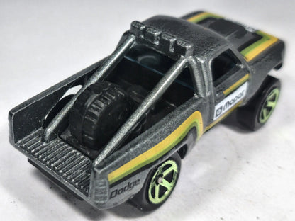 '87 Dodge D100 Hot Wheels 2018 HW Hot Trucks 1:64 Pickup mopar Luzak Szary – zdjęcie 3