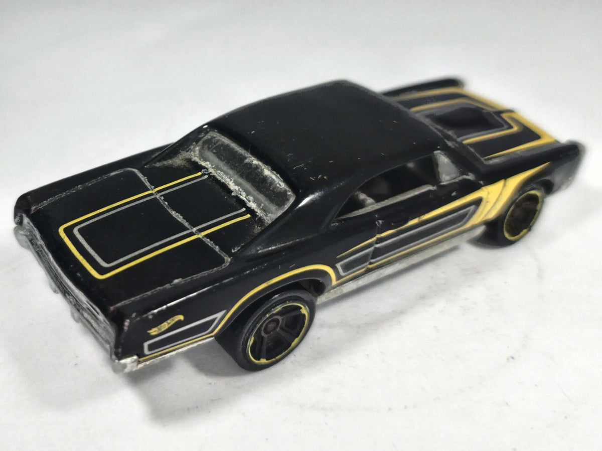 '67 Pontiac GTO Hot Wheels 2007 Muscle Mania 1:64 Luzak Czarny Muscle Car – zdjęcie 3