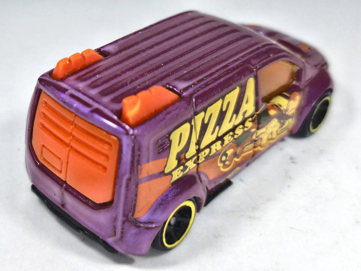 Ford Transit Connect Hot Wheels 2014 HW CITY 1:64 Furgonetka Food Truck – zdjęcie 3