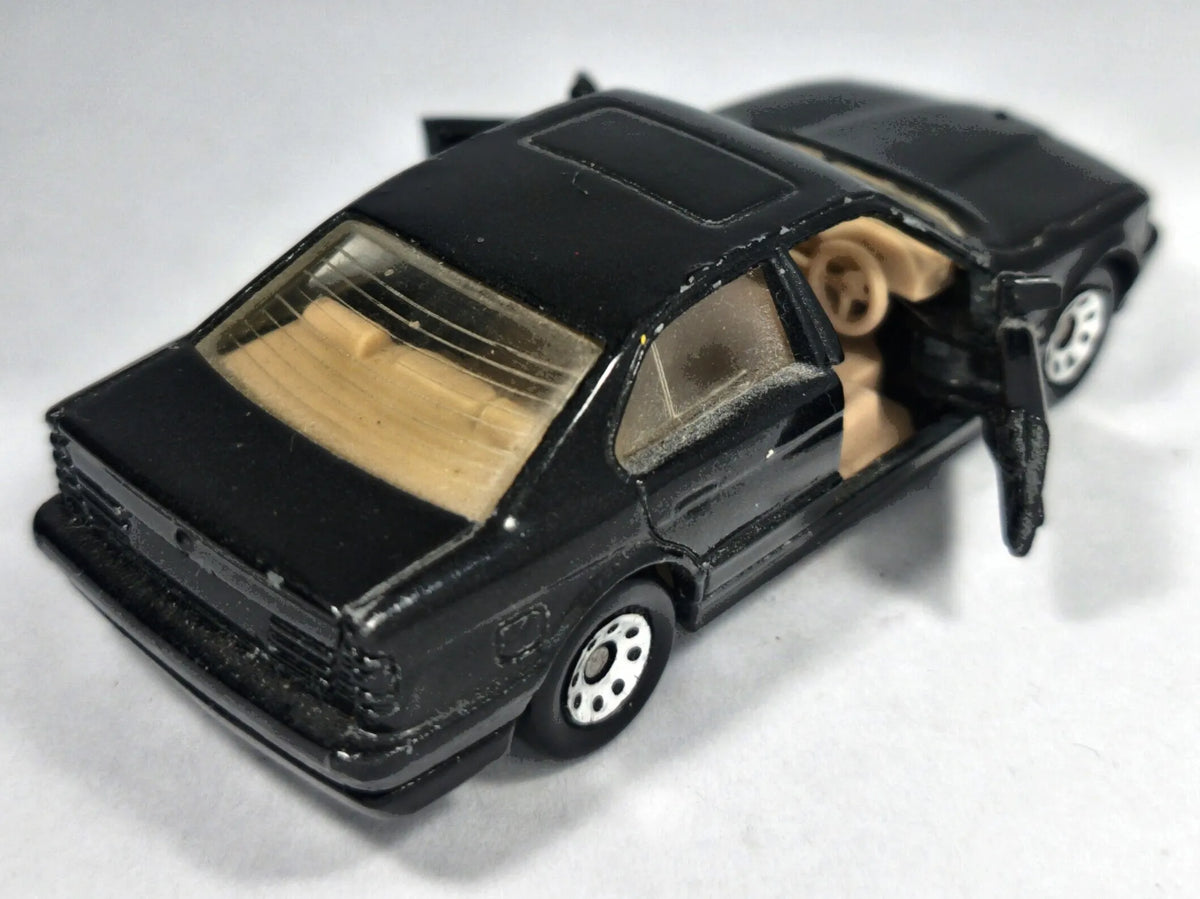 BMW 5-SERIES Matchbox 1999 Czarny 1:61 Made in Macau – zdjęcie 3