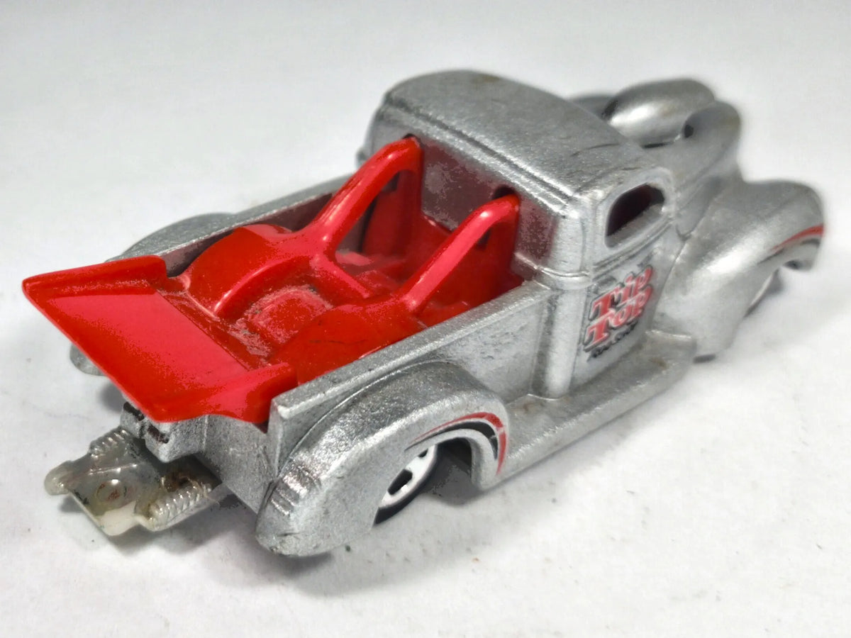 Ford 1940 Pickup Hot Wheels 1:64 Pickup TIP TOP Rod Shop Luzak Srebrny – zdjęcie 3