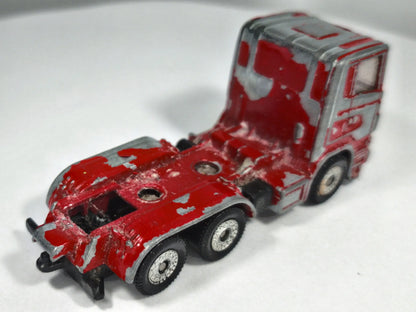 Ciągnik Siodłowy Scania 143M SIKU Czerwony 1:87 – zdjęcie 3