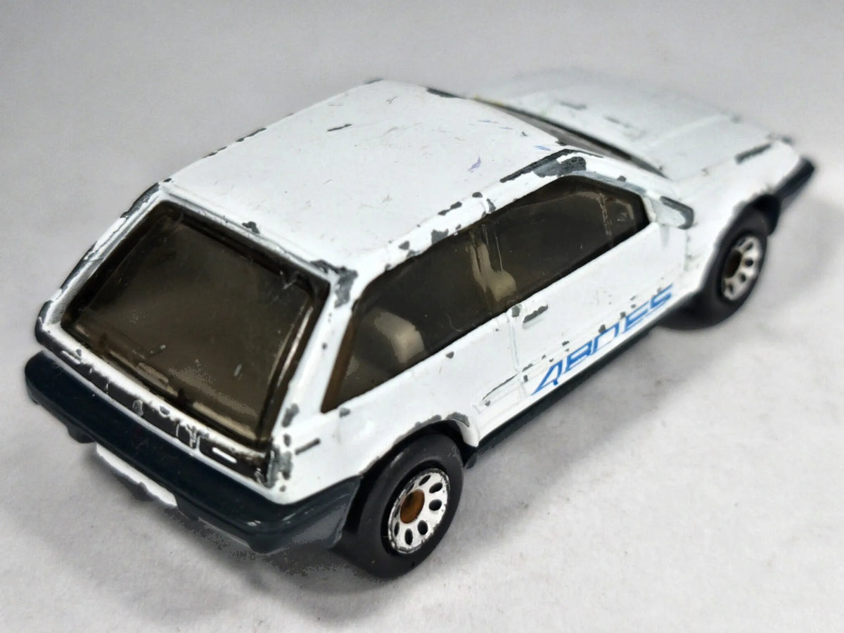 VOLVO 480 ES Policja Matchbox 1987 Biały 1:54 Made in Macau – zdjęcie 3