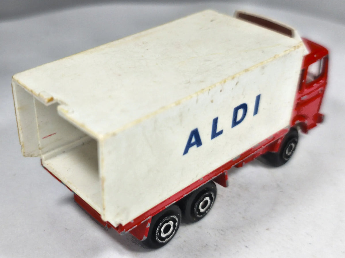 Berliet Majorette 1:100 Made in France Ciężarówka ALDI Luzak Czerwony – zdjęcie 3