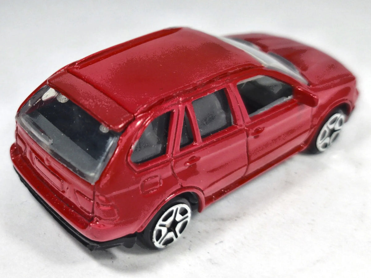 BMW X5 (E53) Motor Max 1:64 Luzak Czerwony – zdjęcie 3