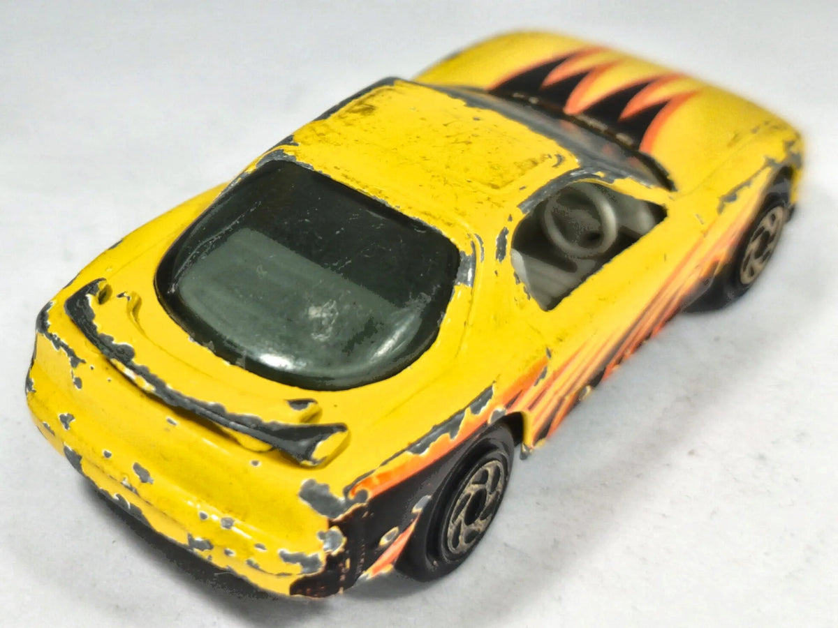 Mazda RX-7 Matchbox 1958 1:56 Luzak Żółty – zdjęcie 3