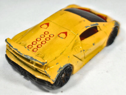 Lamborghini Sesto Elemento Hot Wheels 2013 1:64 00 Luzak Żółty – zdjęcie 3