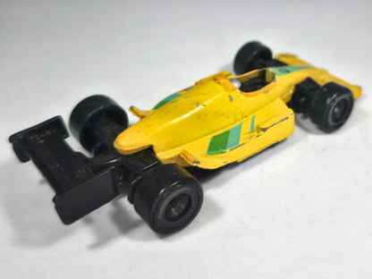 FORMUŁA 1, Unbranded, Die cast 0902/03, Żółty, 1:64, Resoraki – zdjęcie 3