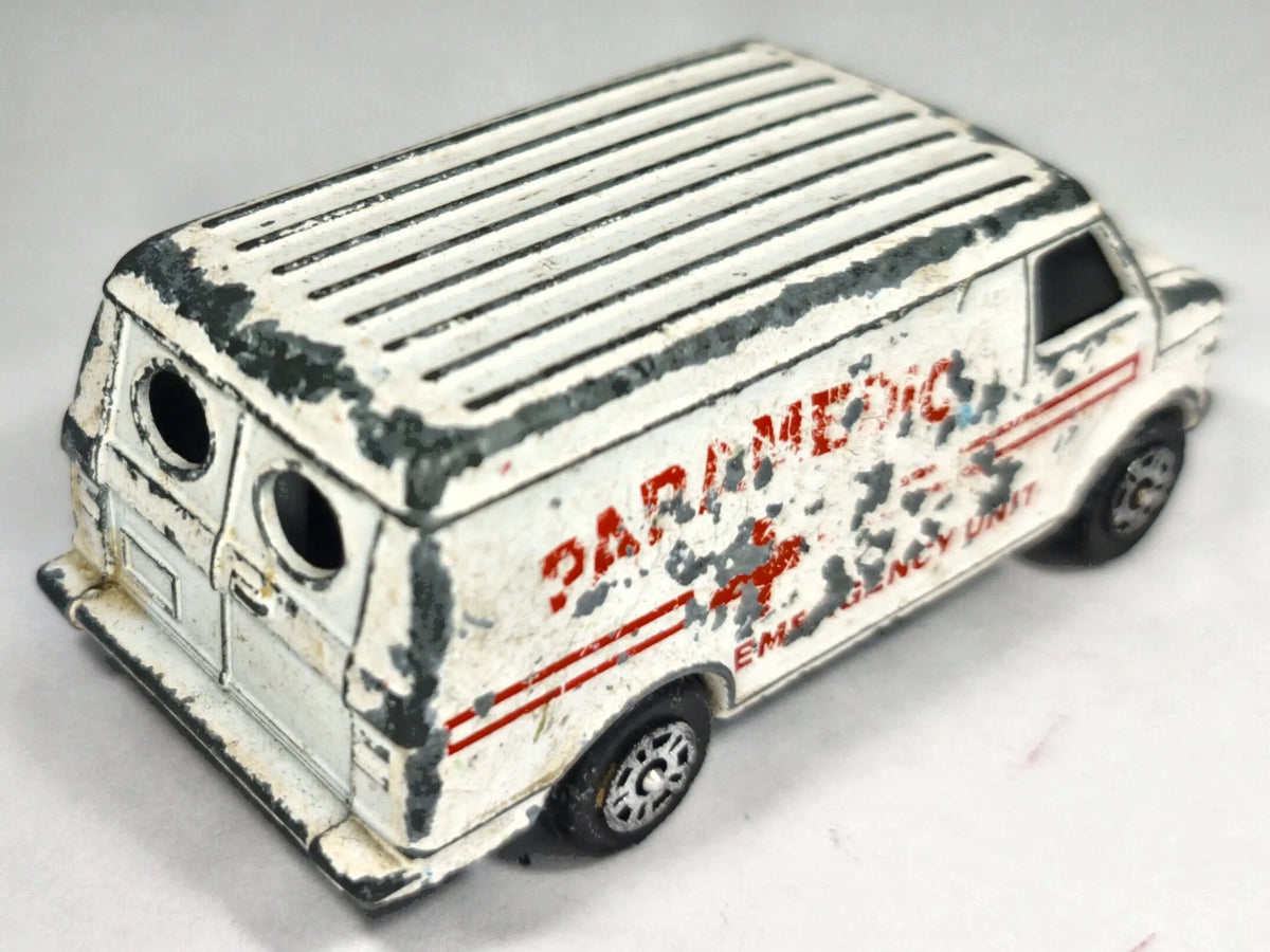 CHEVROLET G-SERIES VAN PARAMEDIC Corgi '80 Biały 1:64 – zdjęcie 3