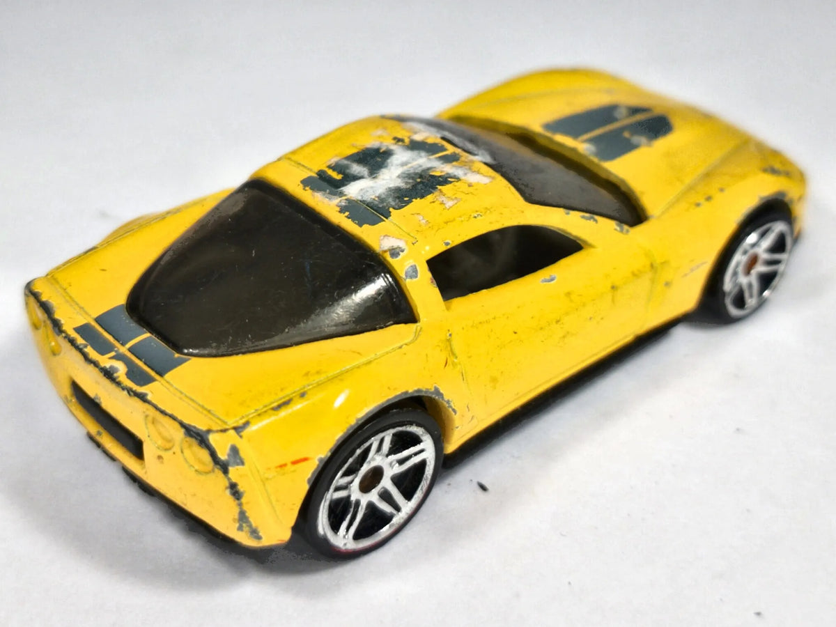'12 CORVETTE Z06 Hot Wheels 2012 Żółty 1:64 – zdjęcie 3