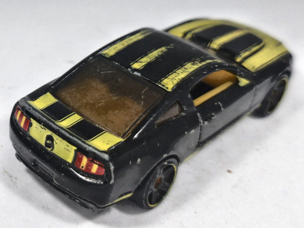 Mustang Gt Hot Wheels 2008 HW Dream Garage 1:64 Muscle car Luzak Czarny – zdjęcie 3