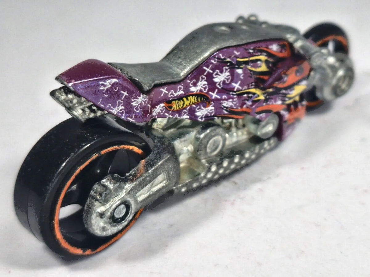 CANYON CARVER, Motocykl, Hot Wheels 2013, Die cast, Fioletowy 1:64 Resoraki – zdjęcie 3