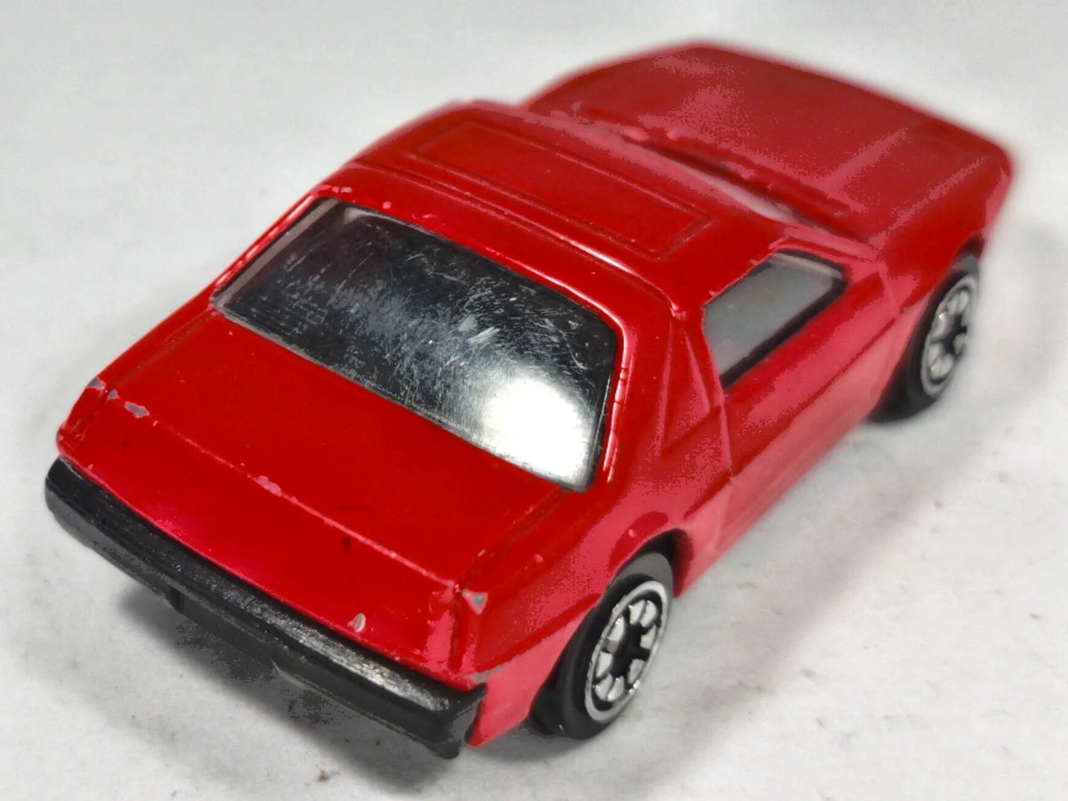 Pontiac Fiero Welly 1:64 Luzak Czerwony – zdjęcie 3