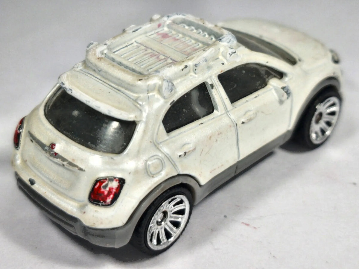 2016 FIAT 500X, Matchbox 2016, Die cast MB1037, Biały, 1:64, Resoraki – zdjęcie 3