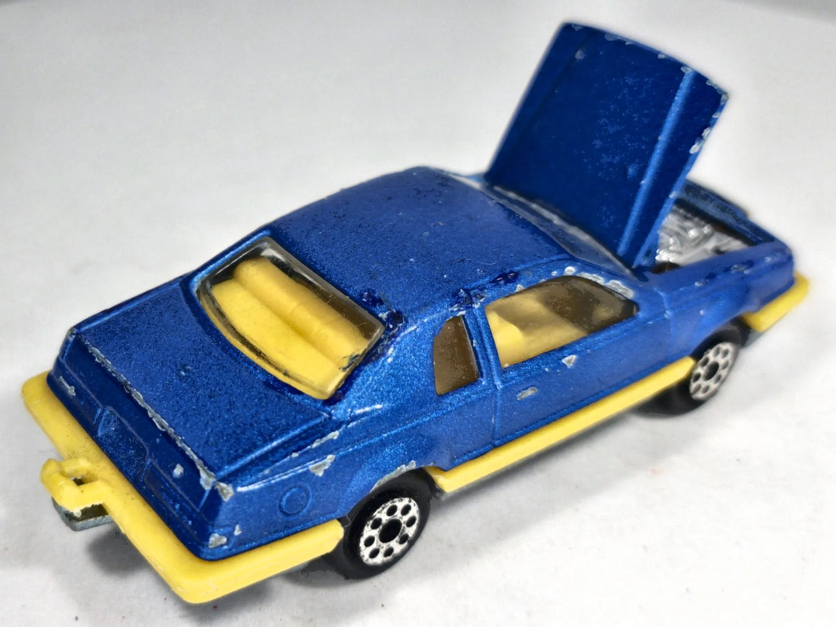 FORD THUNDERBIRD Majorette '70 Niebieski 1:67 Made in France – zdjęcie 3