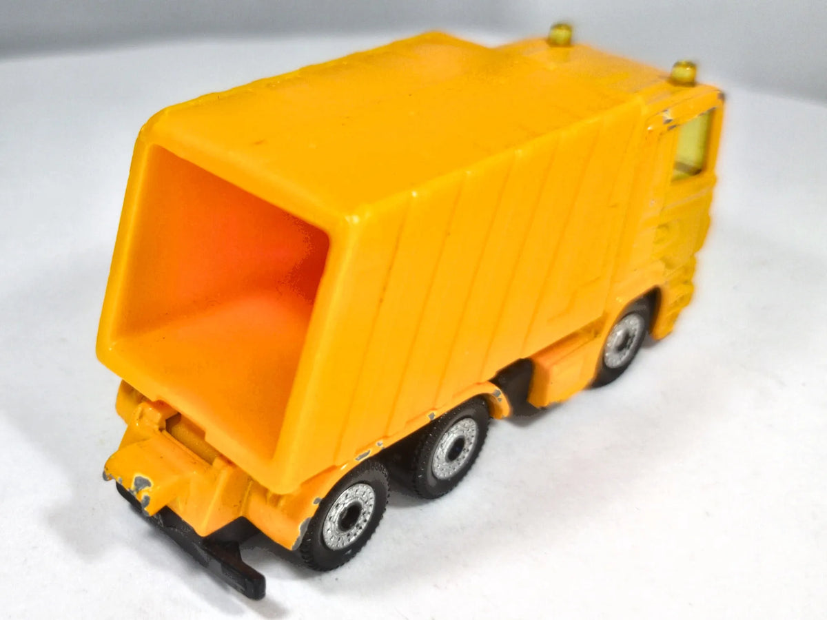 Scania P Mainline SIKU Żółty 1:87 – zdjęcie 3