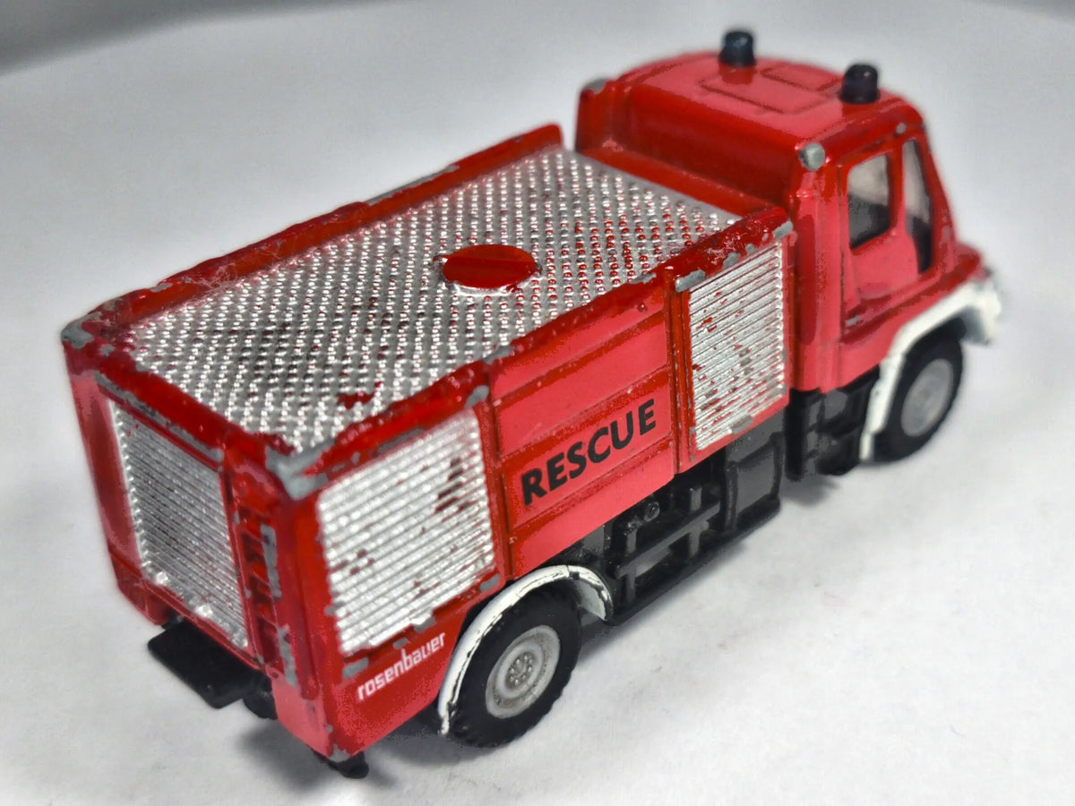 MERCEDES UNIMOG RESCUE TRUCK, Siku, Die cast 1050, Czerwony, 1:87, Resoraki – zdjęcie 3