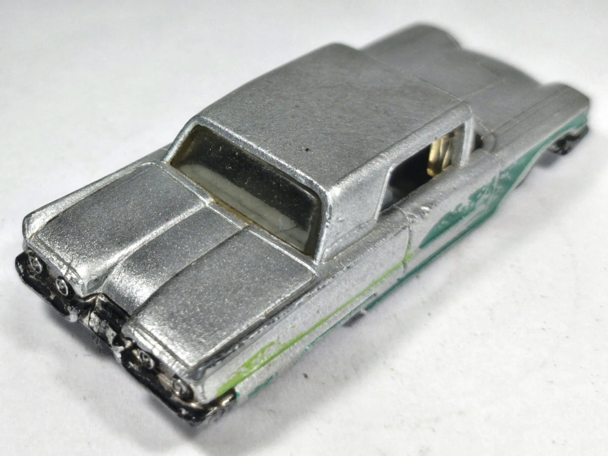 Ford Thunderbird 1958 Hot Wheels 2003 Mainline 1:64 Luzak Srebrny – zdjęcie 3