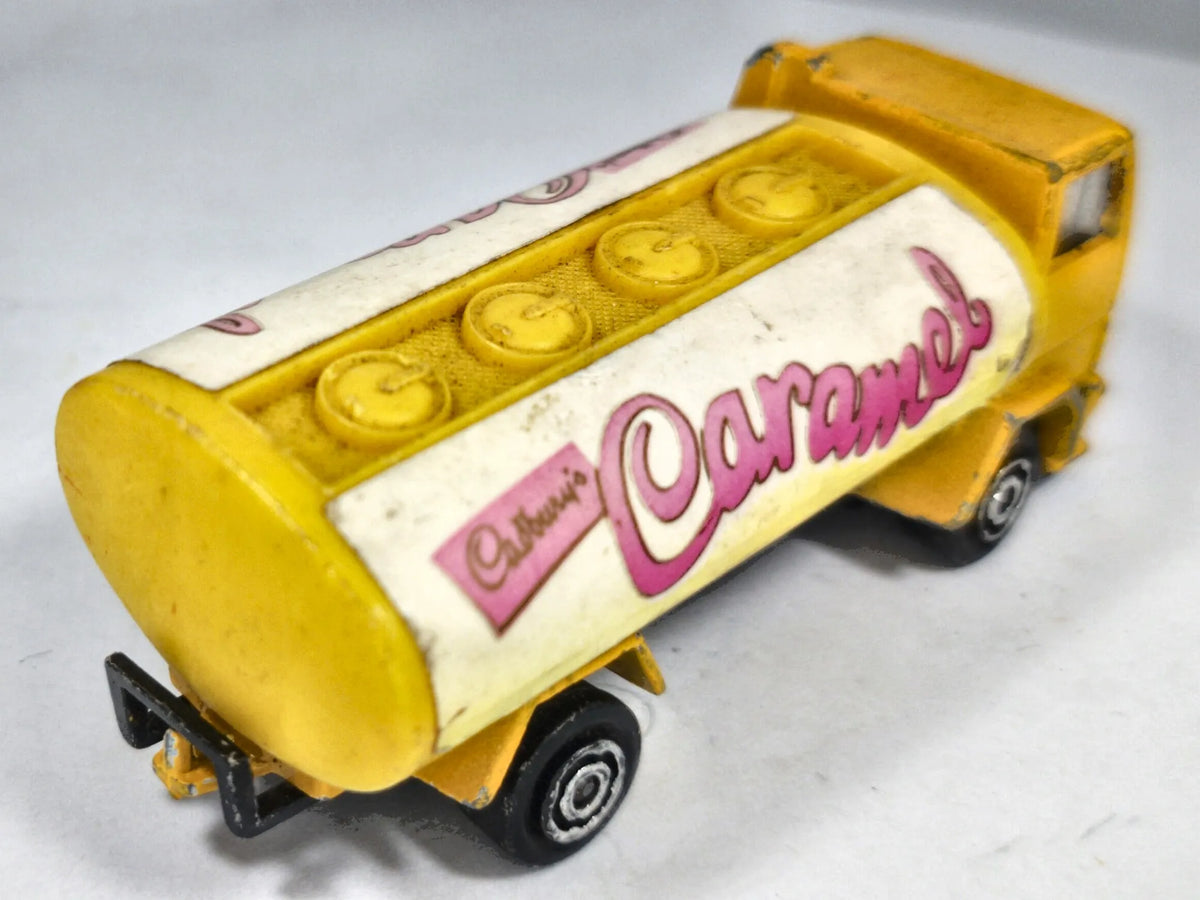 Ford Majorette '80 Żółty 1:64 Made in France Cadbury's Caramel – zdjęcie 3