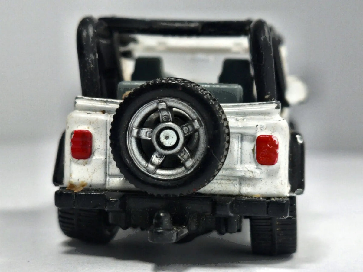 Jeep Wrangler TJ SIKU 1:50 Luzak Biały – zdjęcie 6