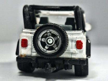 Jeep Wrangler TJ SIKU 1:50 Luzak Biały – zdjęcie 6