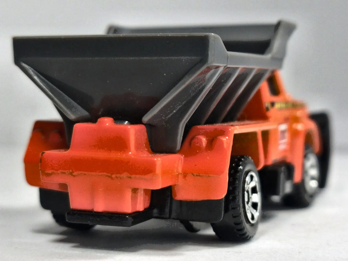 Max Trans Matchbox 2014 Pomarańczowy 1:64 – zdjęcie 6