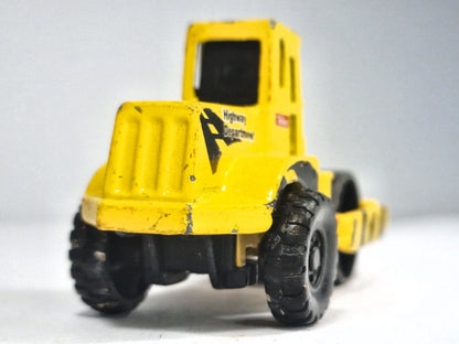 PAVEMENT ROLLER, Walec drogowy, Maisto (Tonka) 2005, Die cast, Żółty 1:64 – zdjęcie 6