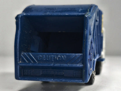 REFUSE TRUCK METRO D.P.W.66, Matchbox 1979, Die cast NO36, 1:60, Resoraki – zdjęcie 6