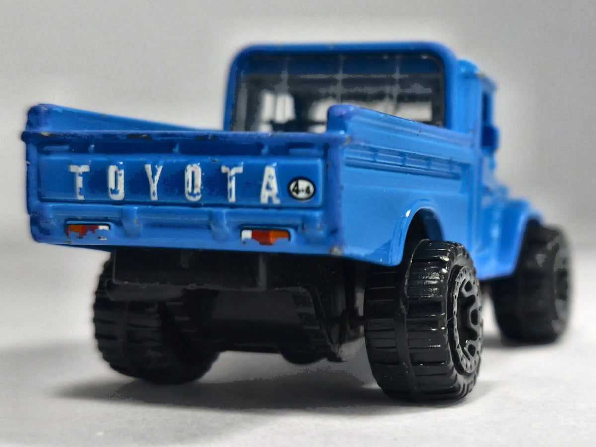 TOYOTA LAND CRUISER, Hot Wheels 2020 Die cast GRY93 Niebieski 1:64 Resoraki – zdjęcie 6