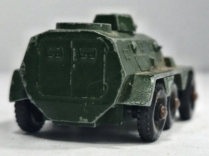 Czołg Saracen Personnel Carrier Matchbox '70 Zielony 1:76 Made in England – zdjęcie 6