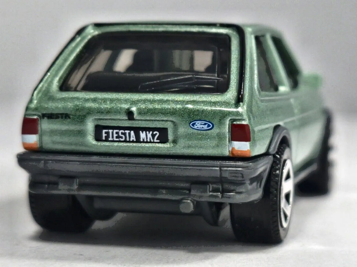 1983 FORD FIESTA MK2, Matchbox 2023, Die cast MB1446, Miętowy 1:55 Resoraki – zdjęcie 6