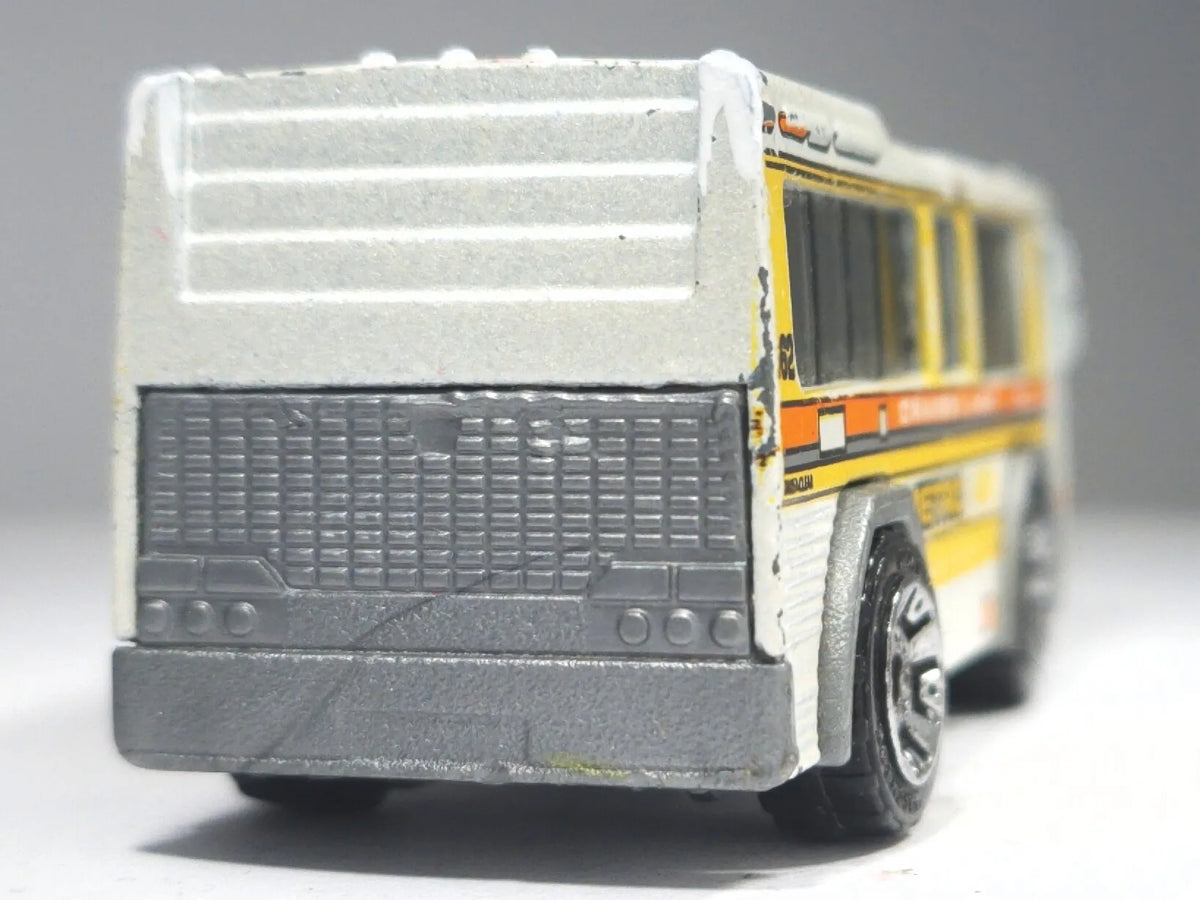 CITY BUS Matchbox 2004 Biały 1:120 – zdjęcie 6