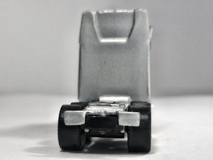 Peterbilt Truck Hümmer 1:64 Ciągnik Siodłowy Luzak Srebrny Ciężarówka – zdjęcie 6