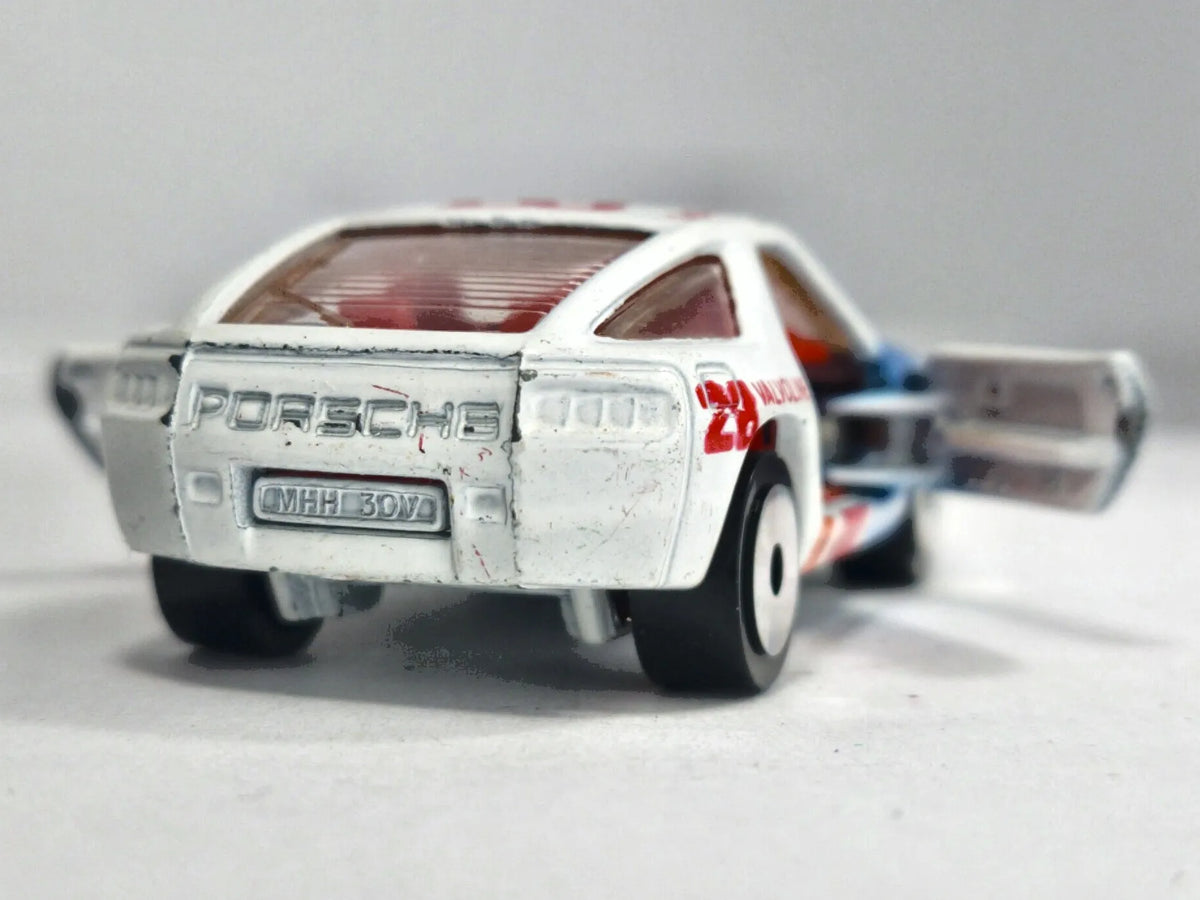 PORSCHE 928 Lasers Matchbox 1979 Biały 1:61 Made in Macau – zdjęcie 6