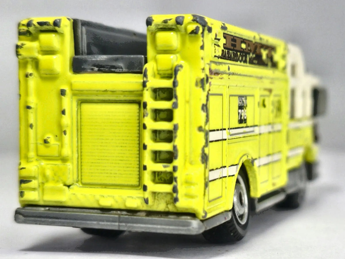 HAZARD SQUAD, Matchbox 2009, Die cast MB738; C26, Żółty, 1:64, Resoraki – zdjęcie 6