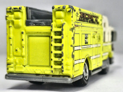 HAZARD SQUAD, Matchbox 2009, Die cast MB738; C26, Żółty, 1:64, Resoraki – zdjęcie 6