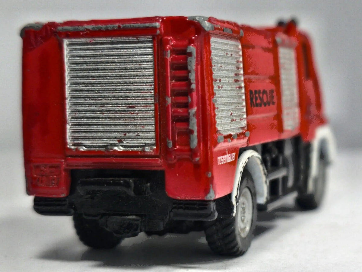 MERCEDES UNIMOG RESCUE TRUCK, Siku, Die cast 1050, Czerwony, 1:87, Resoraki – zdjęcie 6