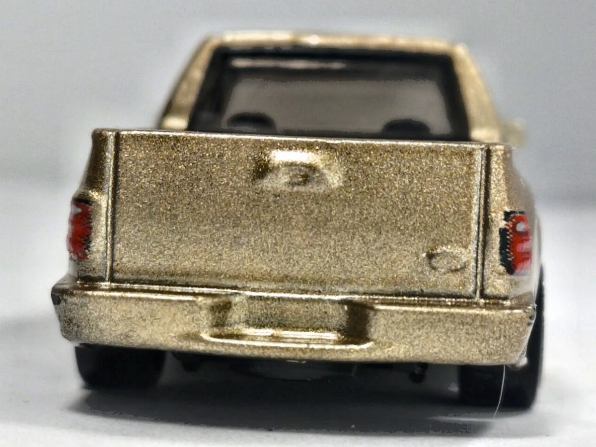 '99 Ford F-150 Svt Lightning Hot Wheels 2020 1:64 Pickup Luzak Złoty – zdjęcie 6