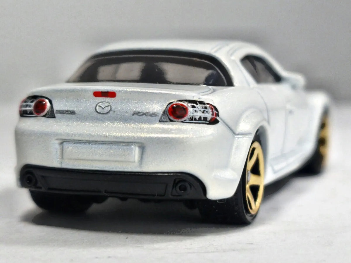 Mazda Rx-8 Matchbox 2022 1:64 Biały – zdjęcie 6