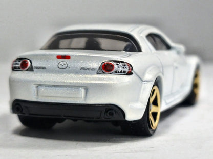 Mazda Rx-8 Matchbox 2022 1:64 Biały – zdjęcie 6