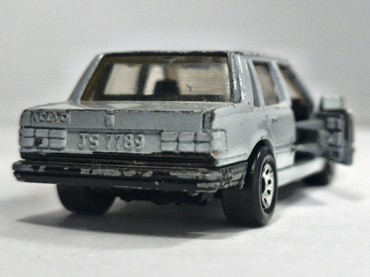 VOLVO 760 Matchbox 1986 Srebrny 1:60 Made in Macau – zdjęcie 6