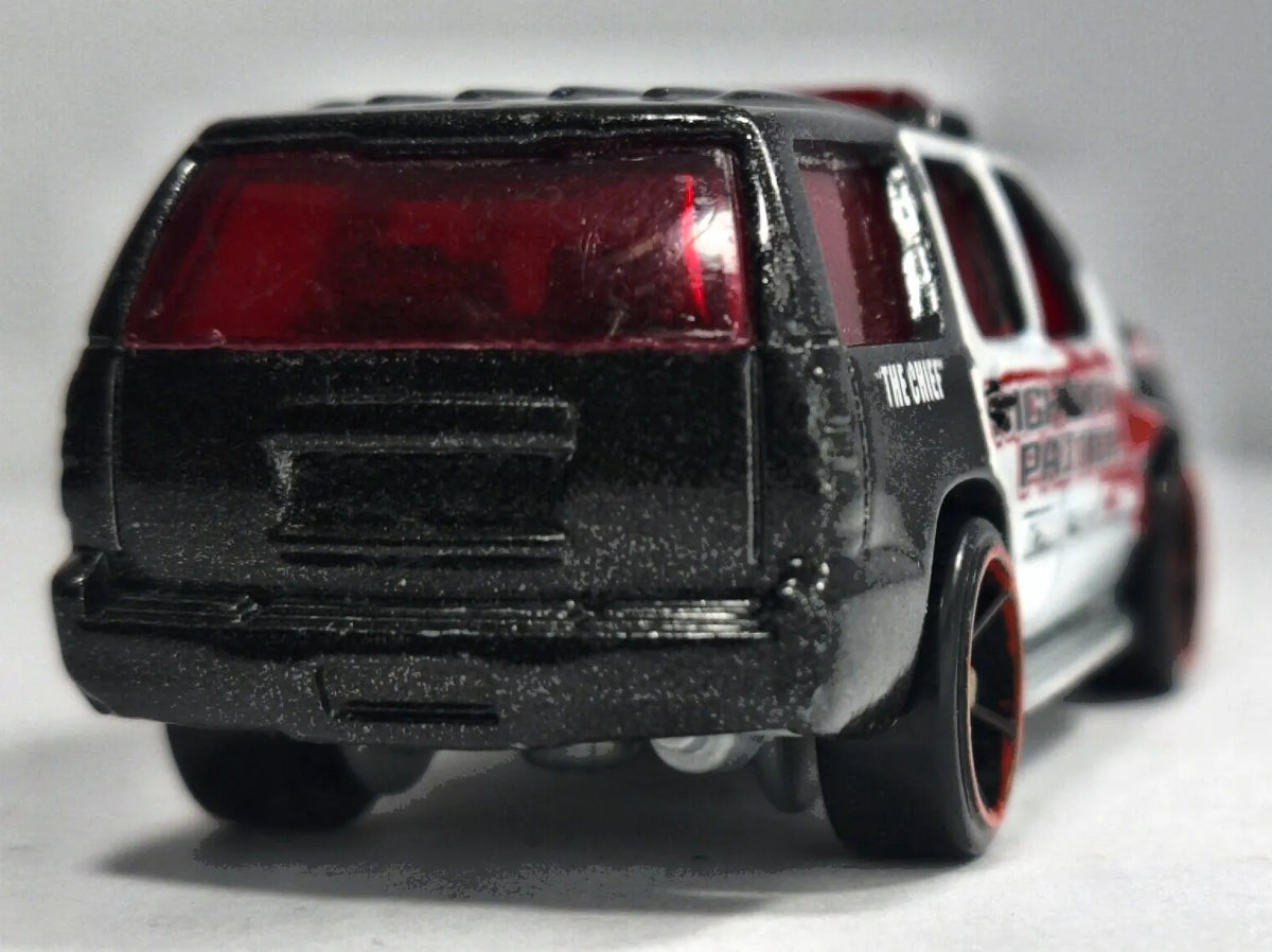 '07 CHEVY TAHOE POLICE, The Chief, Hot Wheels 2010 Die cast COE Czarny 1:64 – zdjęcie 6