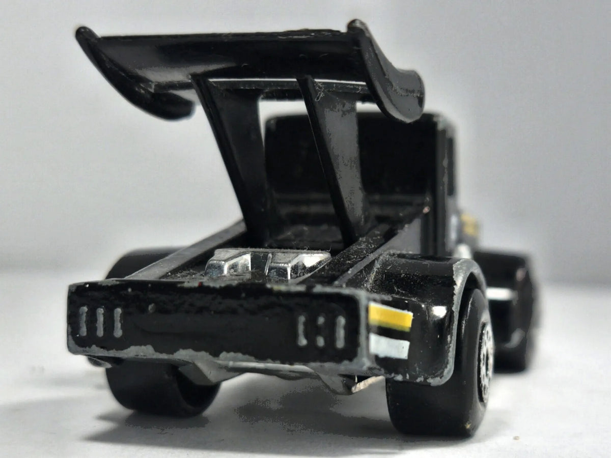 Ciężarówka Kenworth Matchbox 1982 Czarny 1:64 Made in Macau – zdjęcie 6