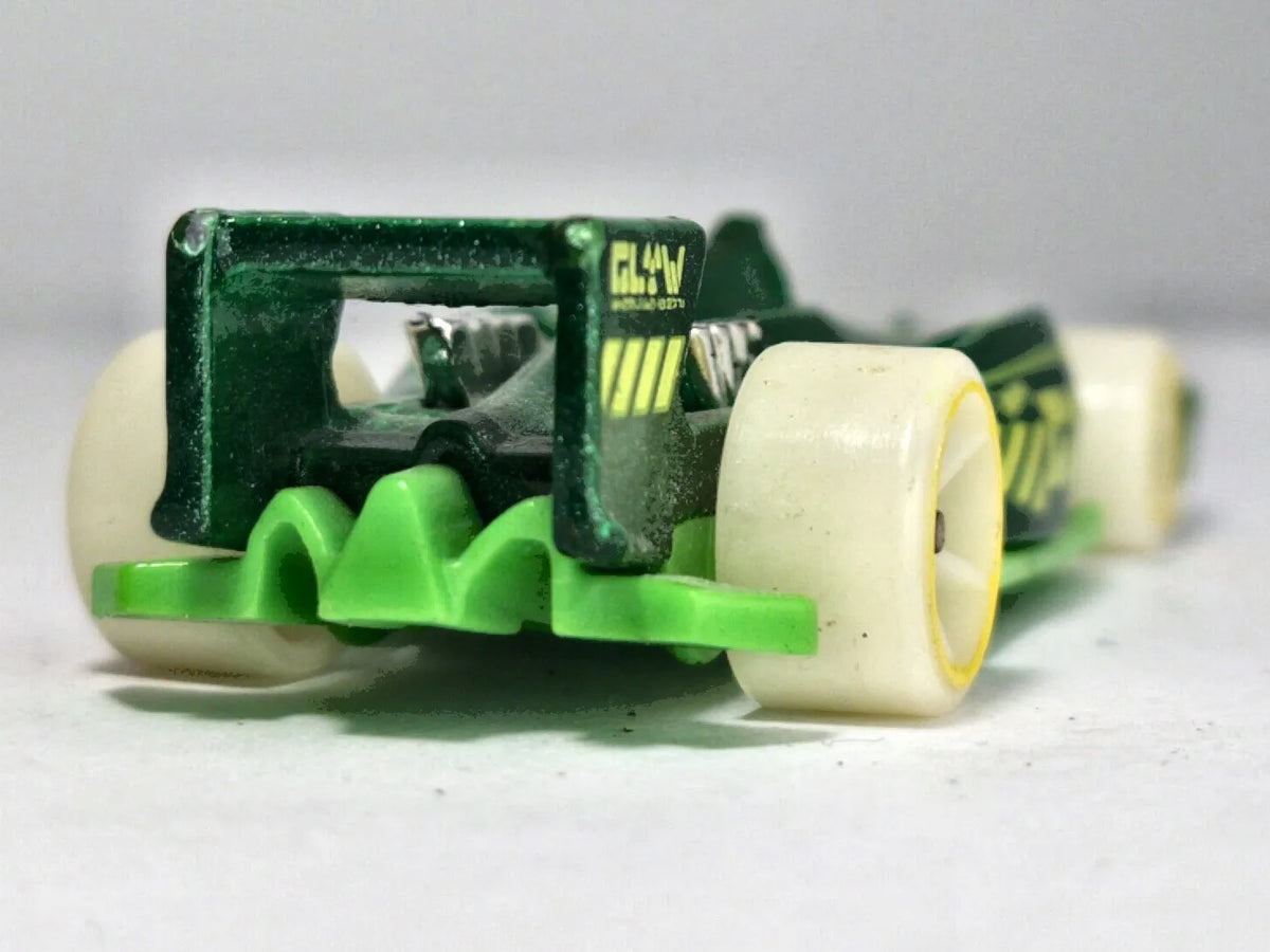 WINNING FORMULA Hot Wheels 2014 Zielony 1:64 – zdjęcie 6
